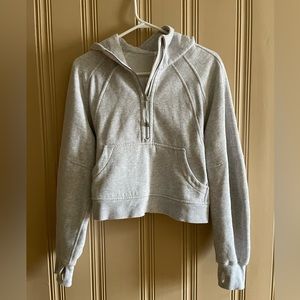 Lululemon Heathered Grey Cropped Scuba